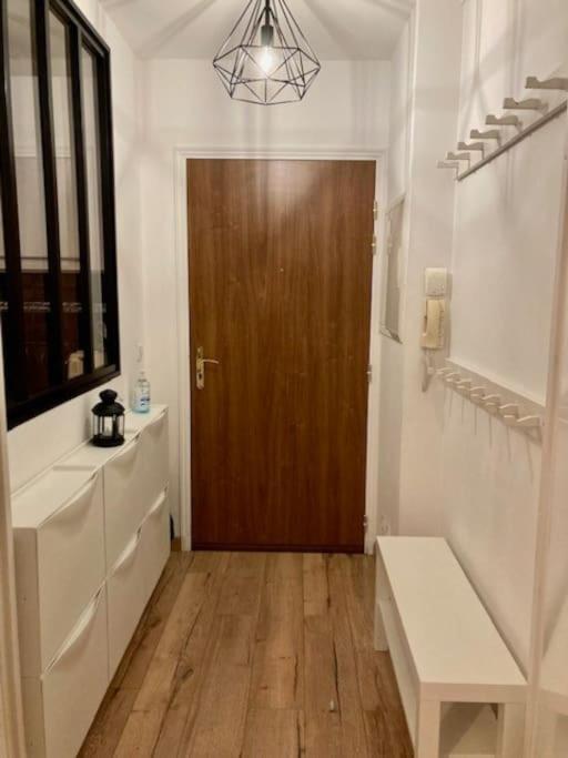 Appartement En Centre-Ville Bussy-Saint-Georges Kültér fotó